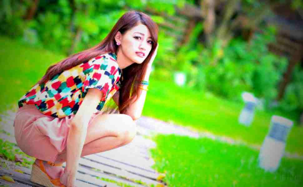 前女友姬佳棋被骂4年终于不忍了！40分钟视频手撕演员王睿涵，扒出出轨借钱买车等黑料