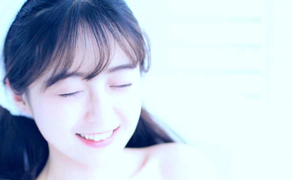 极氪妇女节短片翻车记：《不愿坐副驾的姑娘们》引群嘲，网友热议性别标签