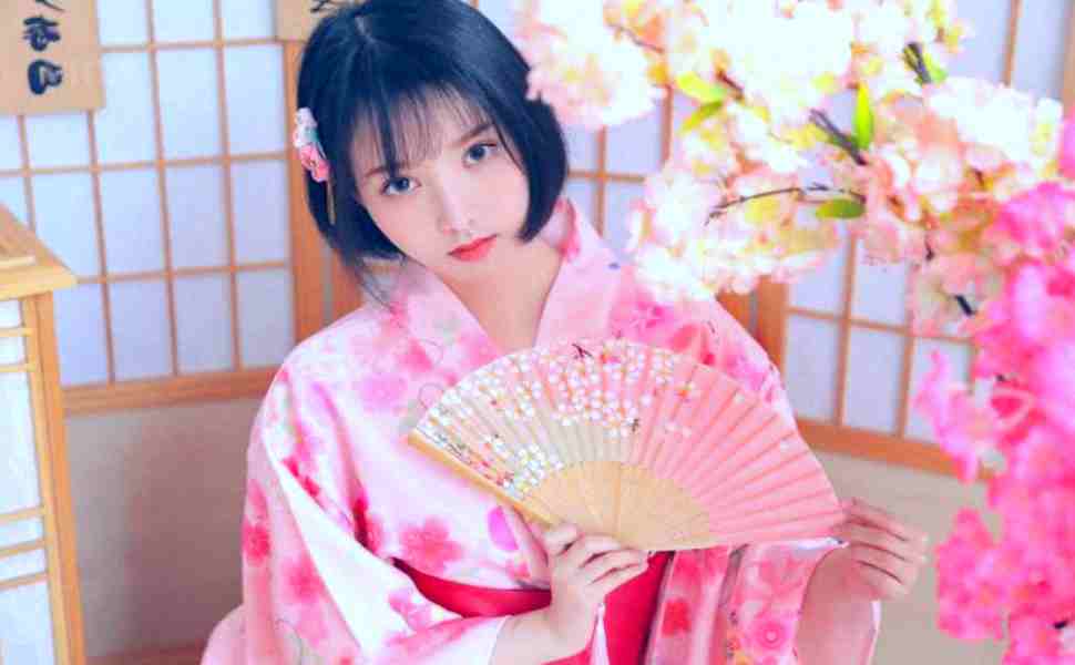 四川巴中女干部被曝勾引乡镇男干部：聊天视频外泄，丈夫怒揭遮羞布