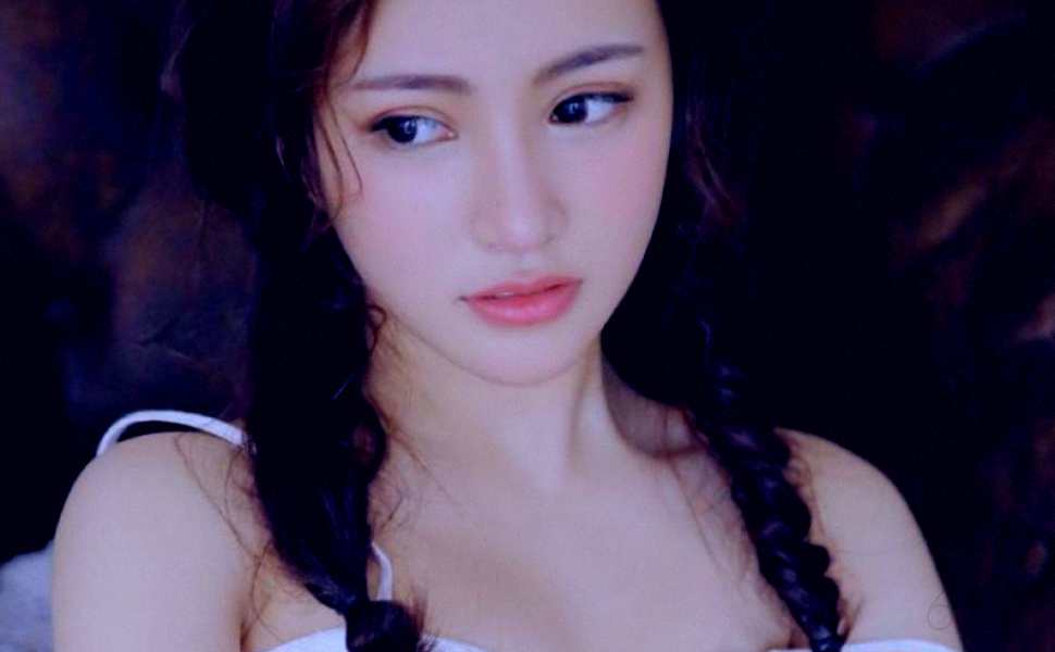 时间线复盘：阿薰kaOri女仆调教新作，黑丝捆绑爬行尺度引爆热议